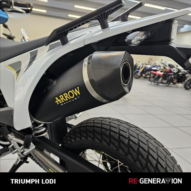 HUSQVARNA Supermoto 701 4T 