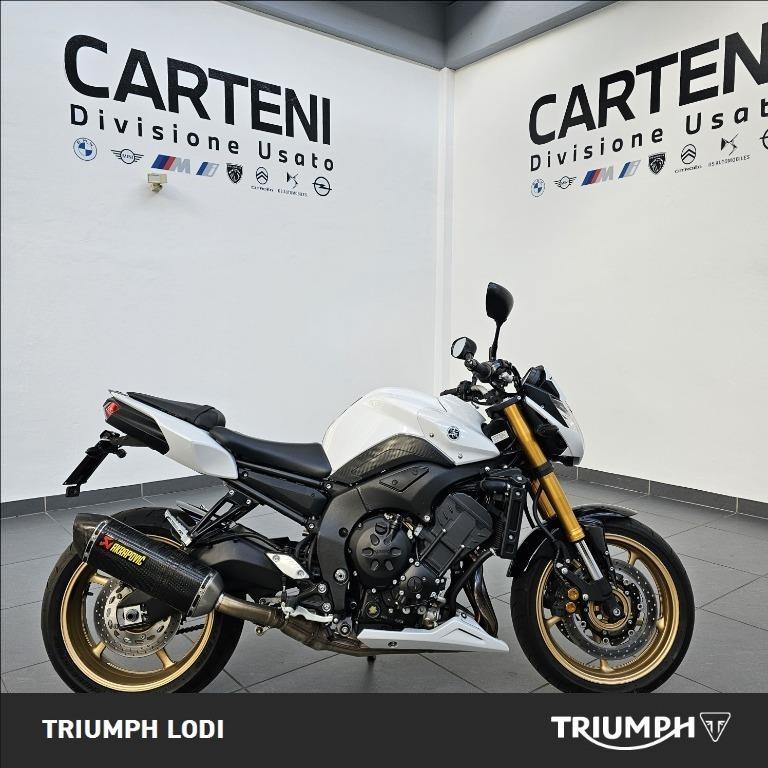 YAMAHA FZ8 780 