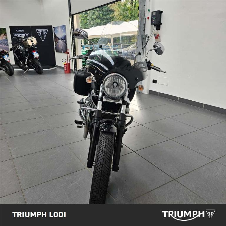 MOTO GUZZI Nevada 750 Classic