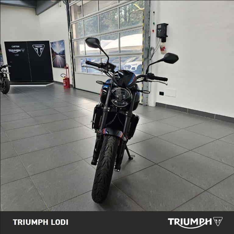TRIUMPH Trident 660 Triple Tribute Abs