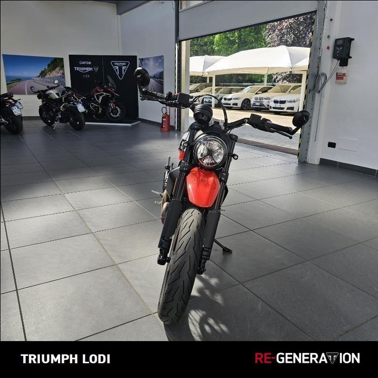 DUCATI Scrambler 800 Urban Motard