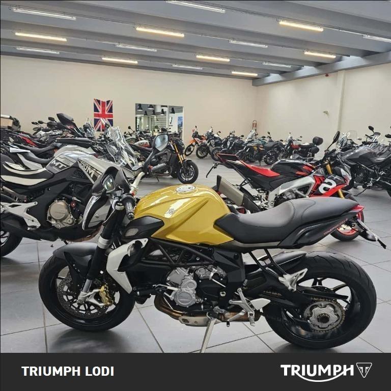 MV AGUSTA Brutale 675 